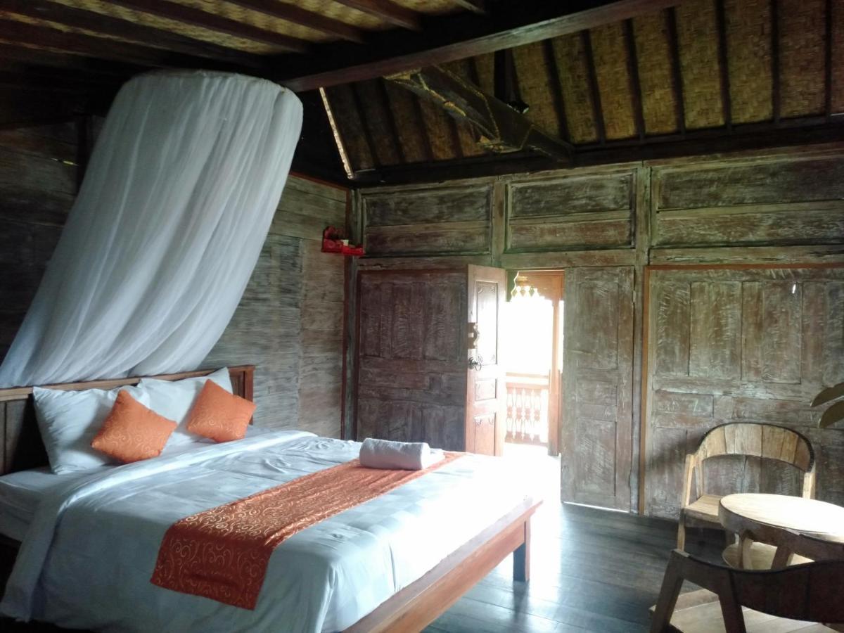 D'Ume Bendoel Homestay ジャティルウィ エクステリア 写真